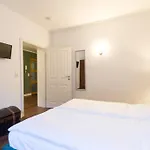 Amerika-Suite - Versteck am Strom