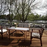 Amerika-Suite - Versteck Am Strom